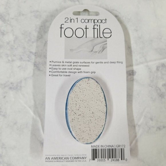 2 in 1 Compact Foot File New NWT Blue Feet Beauty Skincare Pumice #? - Picture 2 of 2